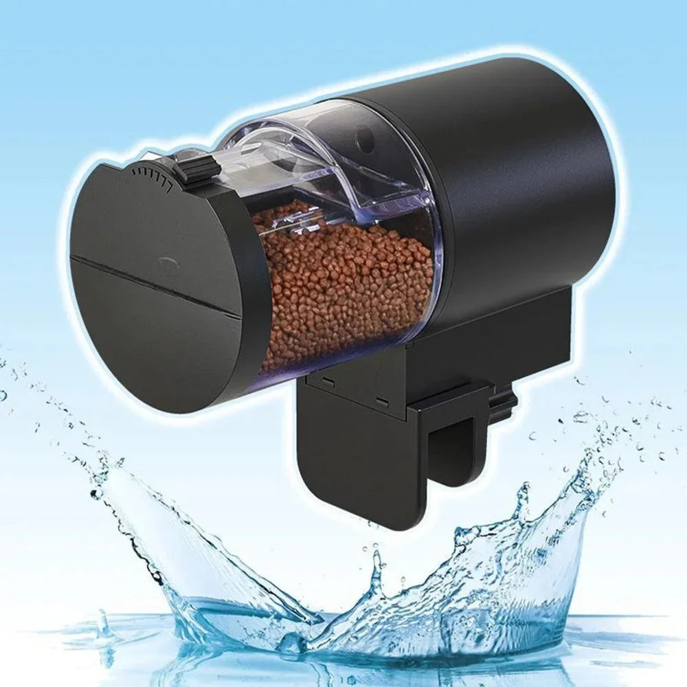 El comedero resiste las salpicaduras de agua