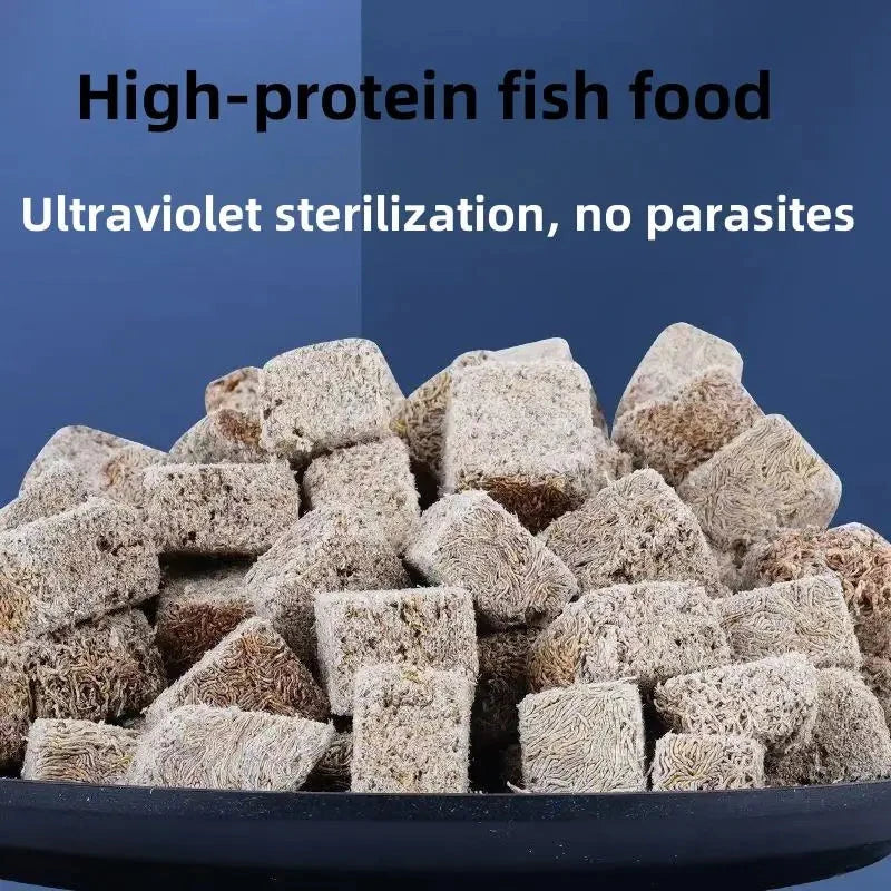 Cubos de alimento liofilizado, ricos en proteína y esterilizados