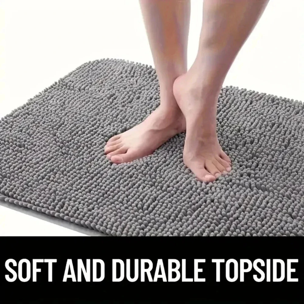 Superficie de microfibra suave y resistente, agradable al pisarla descalzo