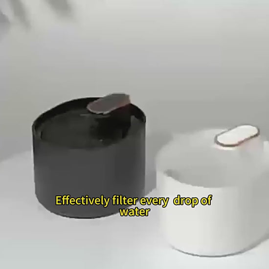 Fuente de agua plana de 3 litros en funcionamiento