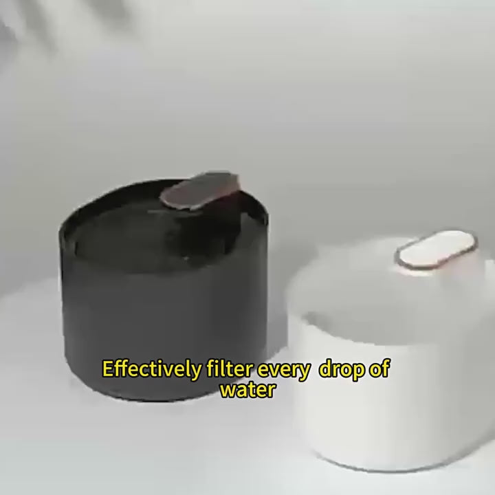 Fuente de agua plana de 3 litros en funcionamiento